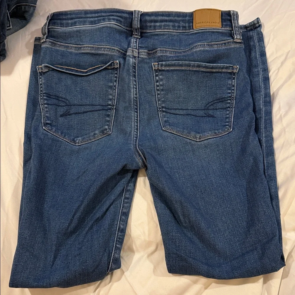 American Eagle Outfitters Dark Wash Skinny Jeans - Picture 4 of 4